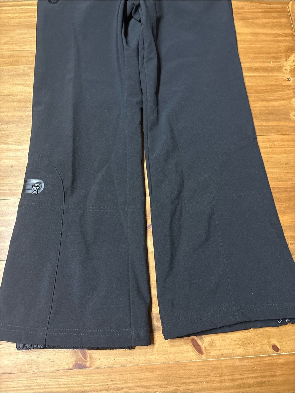 Boulder Gear woman’s black ski pants